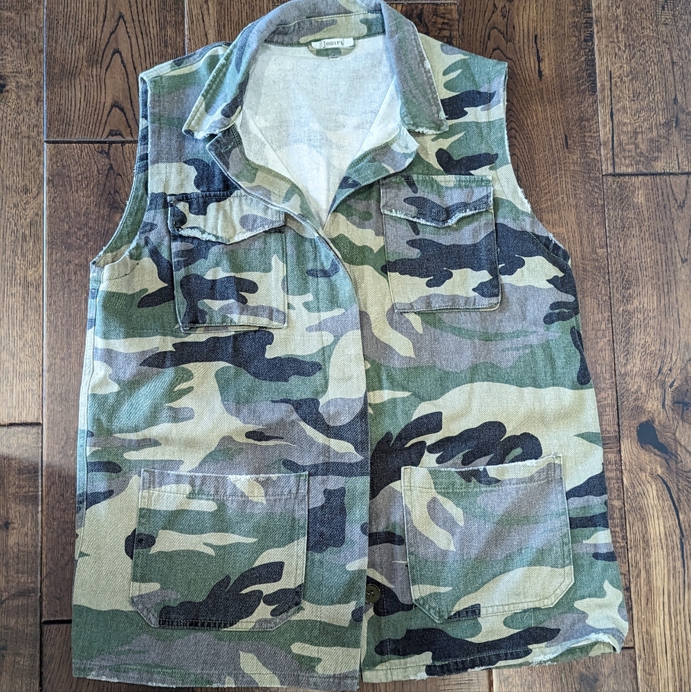 Camo Vest